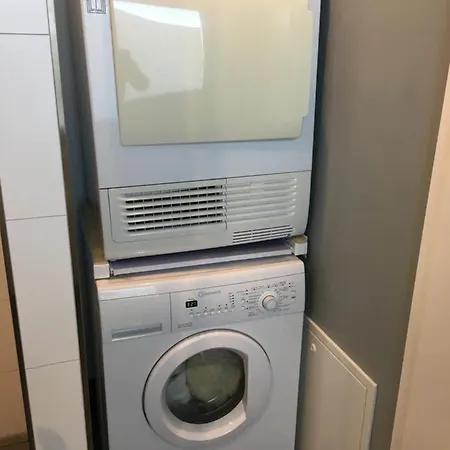 In Babelsberg Ein Ganzes Dachgeschoss Mit Sonnenterrasse In Unserem Haus!